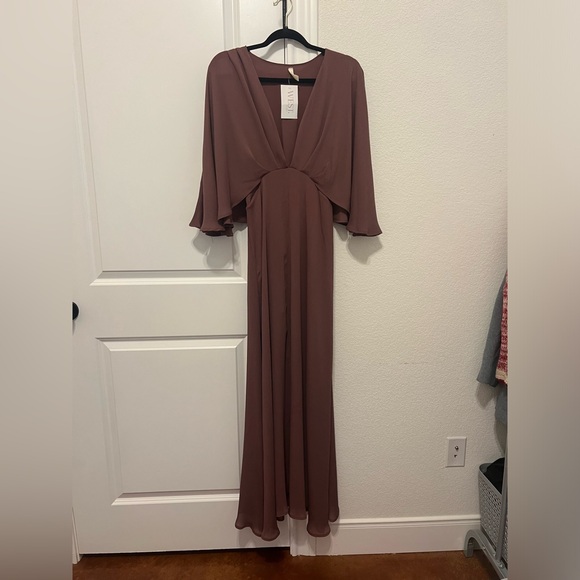 Tyche Dresses & Skirts - NWT Tyche Komono Sleeve Mauve Maxi Dress - Size Large